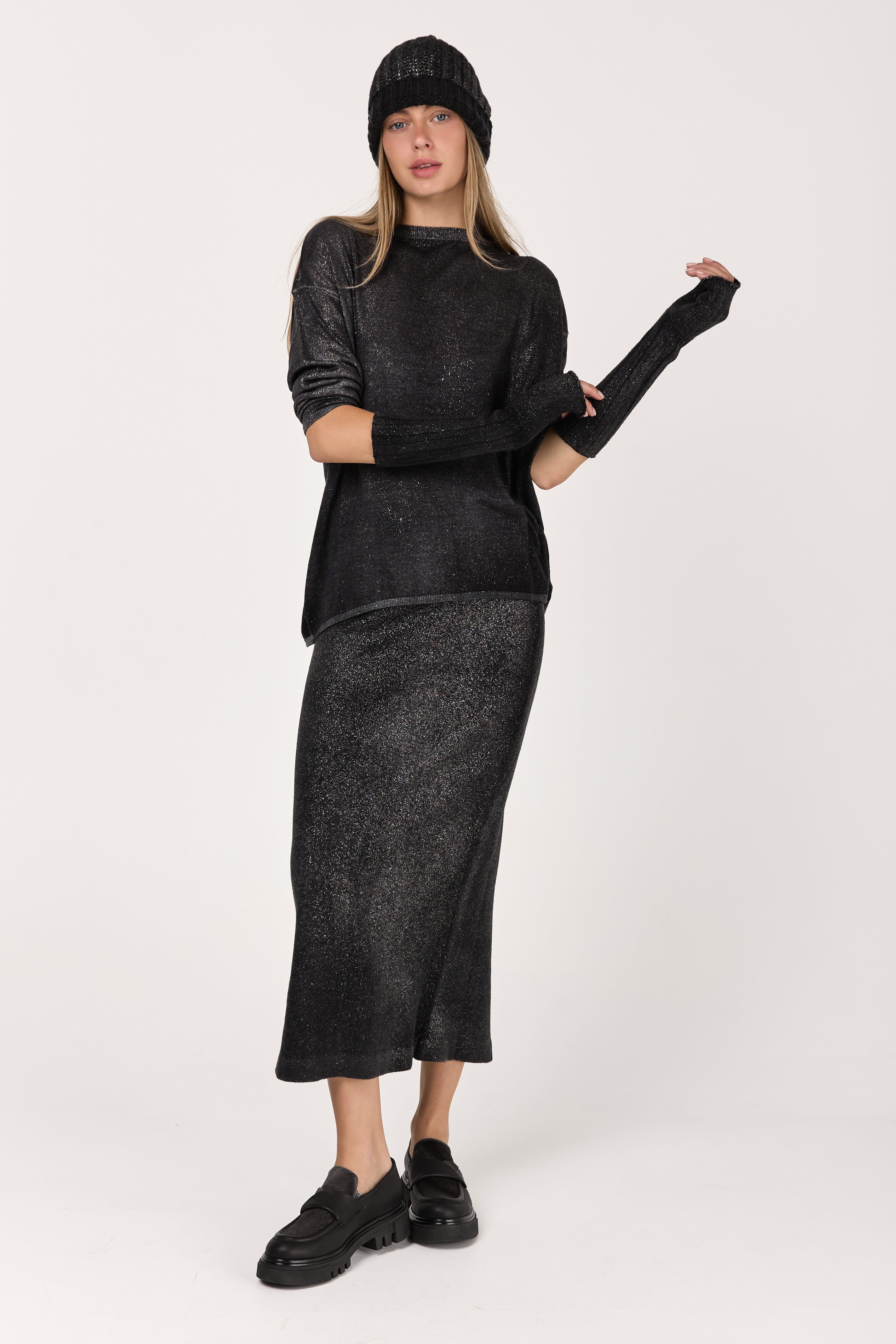 Star Dust Effect Ultralight Cashmere Skirt in Nero