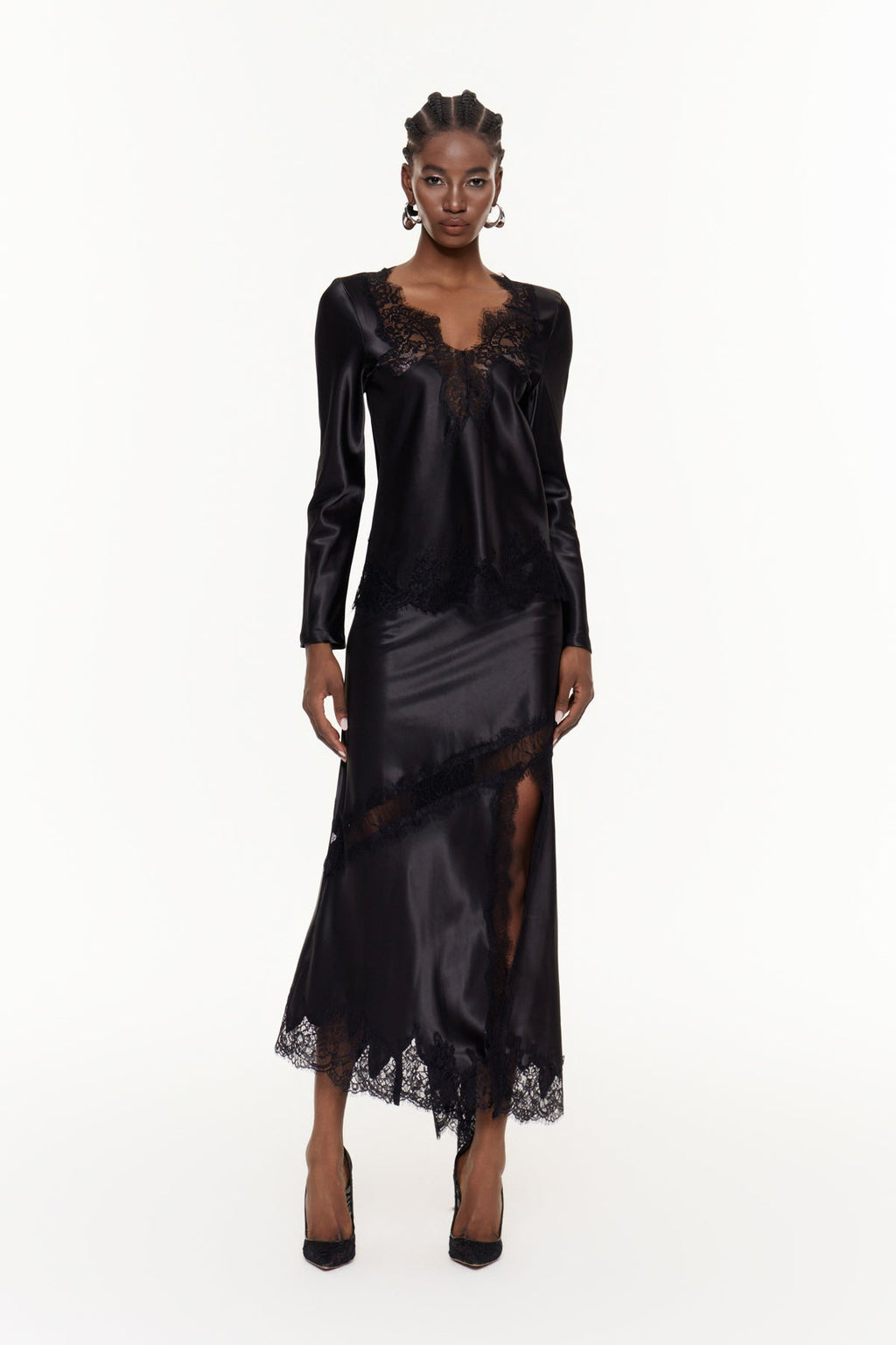 Bess Plunge Split Lace Skirt Set In Black