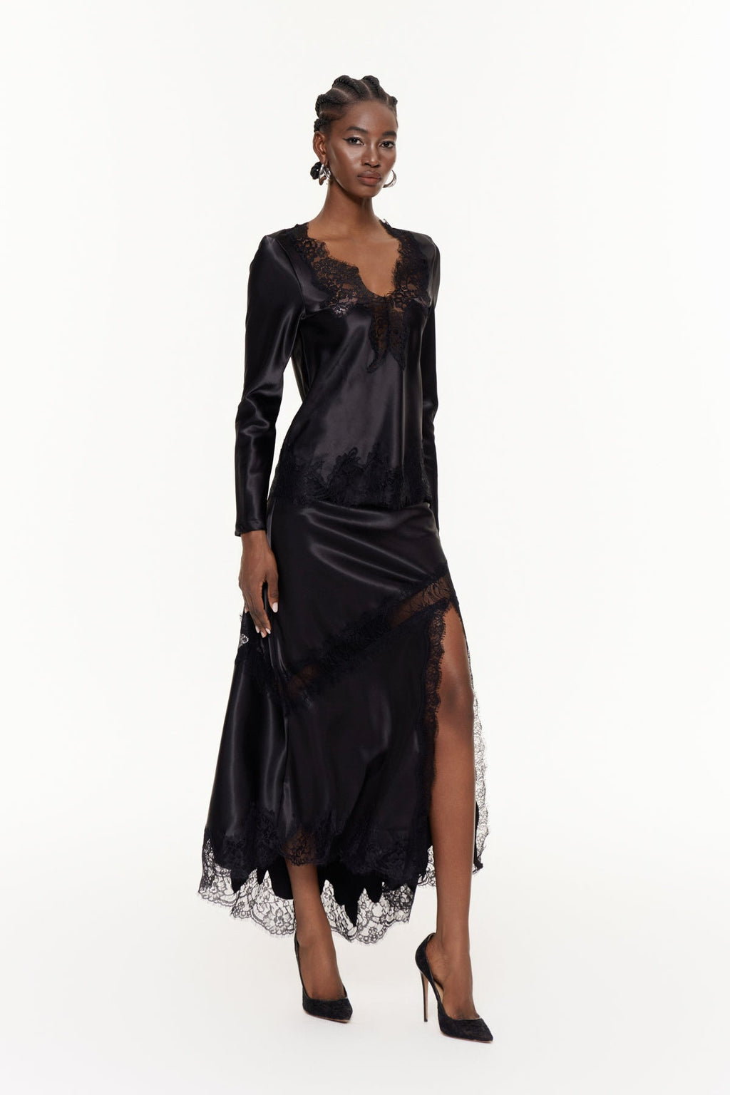 Bess Plunge Split Lace Skirt Set In Black