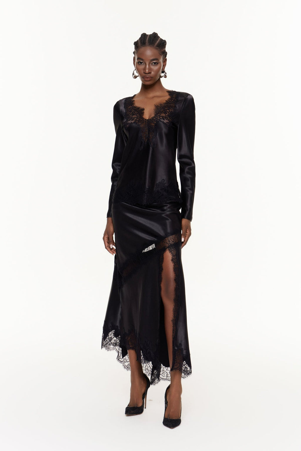 Bess Plunge Split Lace Skirt Set In Black