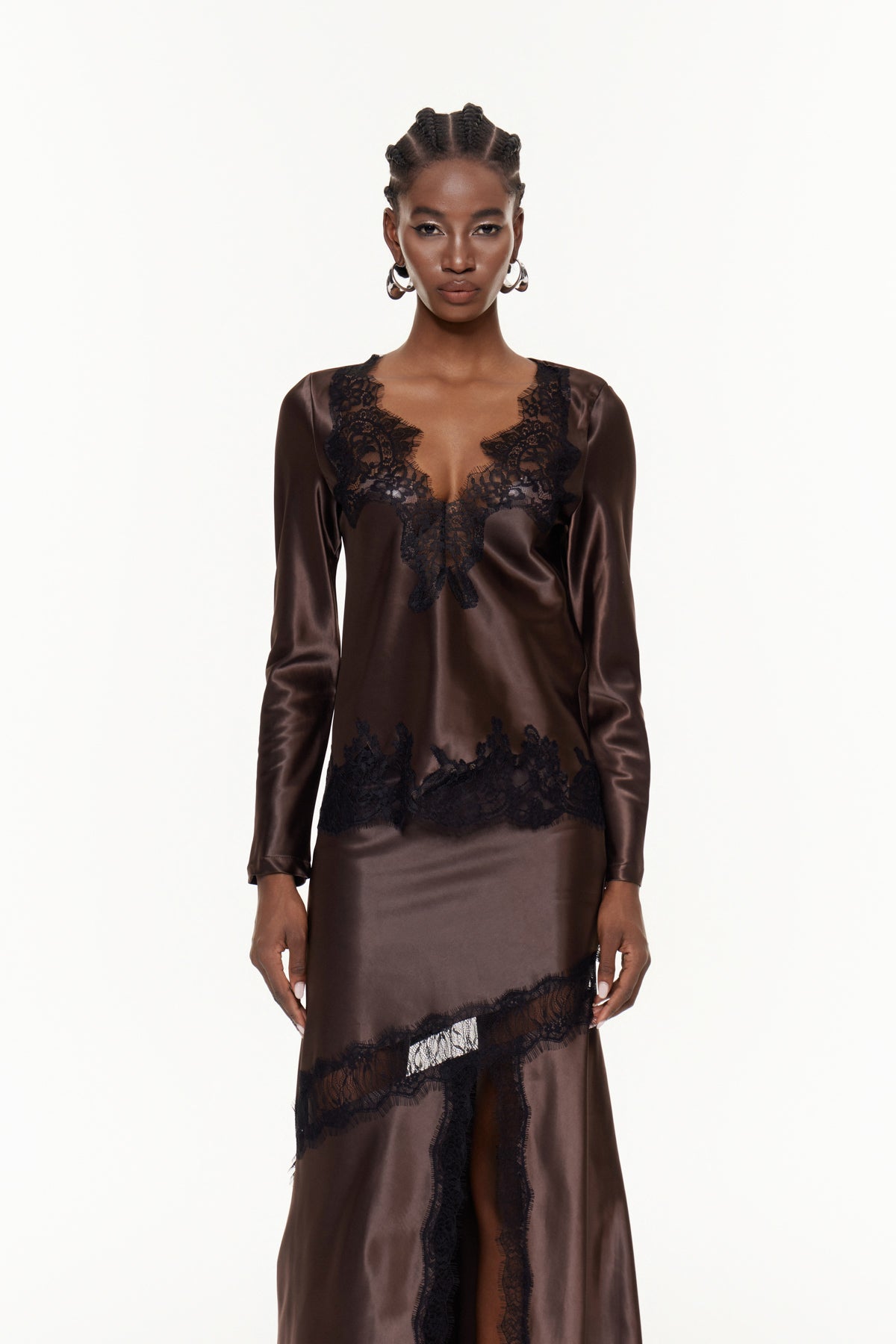 Bess Plunge Split Lace Skirt Set In Brown