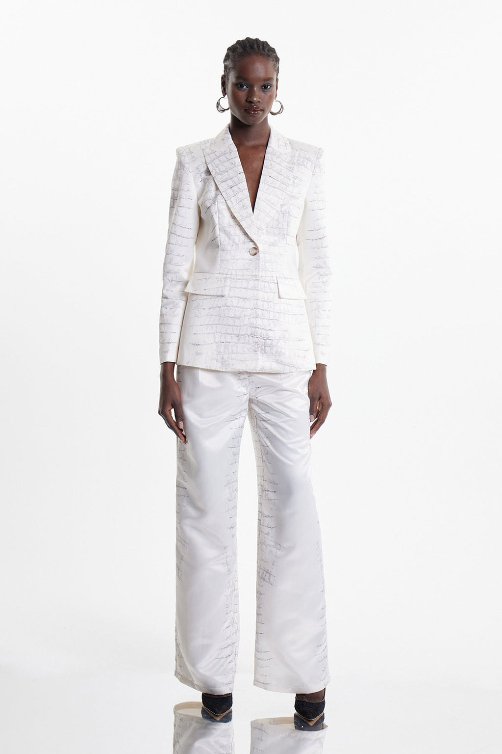 Ejiro Crocodile Print Pants Set