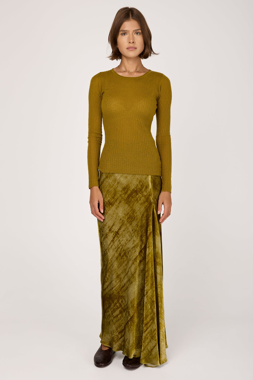 Viscose Silk Woven Skirt in Oliva