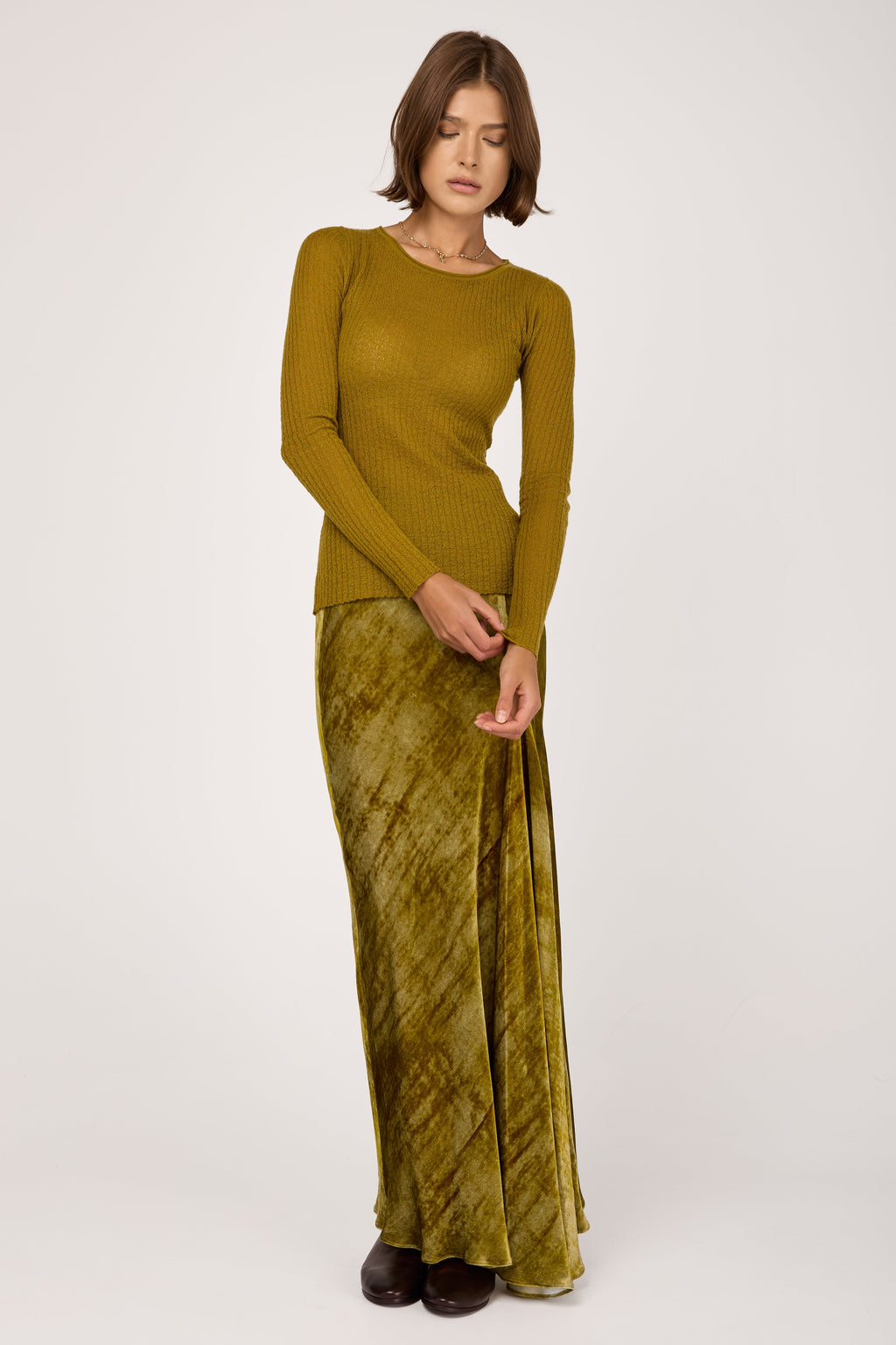 Viscose Silk Woven Skirt in Oliva