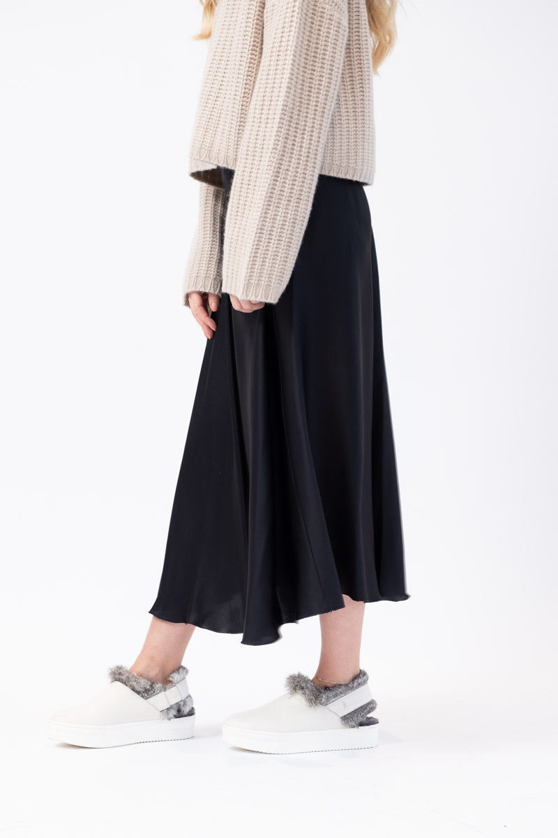Long Woven Skirt in Dark Navy